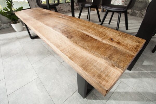 Nadčasová lavice k jídelnímu stolu - z exotického mangového dřeva, černé kovové nohy, industriální styl, rozměr 170 cm x 46 cm x 40 cm