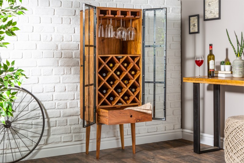 Designový stojan na vína z masivního dřeva akácie - úložný prostor, zavěšení na skleničky, rozměr 50 cm x 145 cm x 40 cm