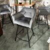 Barová židle Loft 100 cm šedá