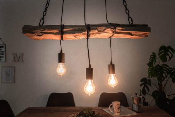 Rustikální závěsná lampa z recyklovaného trámu - nastavitelná výška, na 3 žárovky, rozměr 70-73cm x 112cm x 5-10cm