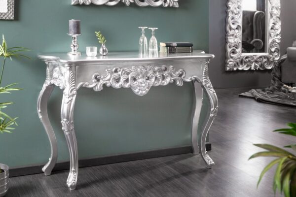 Zámecký stříbrný konzolový stolek - vyrobený z lakovaného dřeva, zdobený, rozměr 110cm x 75cm x 35cm